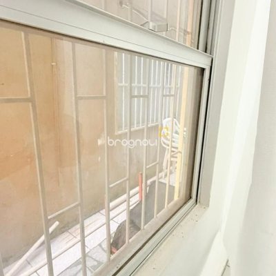 Casa com 76m², 4 quartos, 1 garagem, no bairro São João do Rio Vermelho em Florianópolis