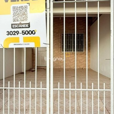 Casa com 76m², 4 quartos, 1 garagem, no bairro São João do Rio Vermelho em Florianópolis