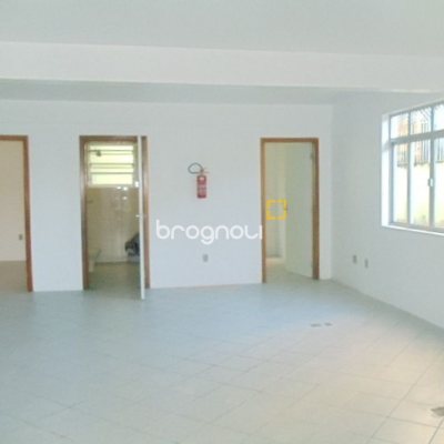 Loja com 214m², 1 garagem, no bairro Centro em Florianópolis