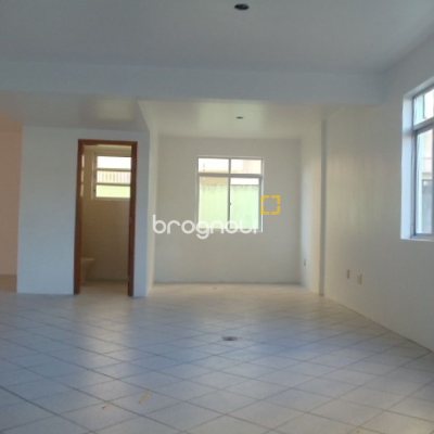 Loja com 214m², 1 garagem, no bairro Centro em Florianópolis