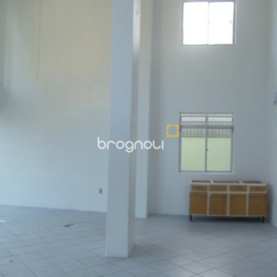 Loja com 214m², 1 garagem, no bairro Centro em Florianópolis