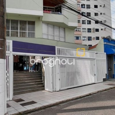 Loja com 214m², 1 garagem, no bairro Centro em Florianópolis