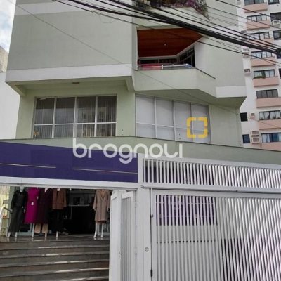 Loja com 214m², 1 garagem, no bairro Centro em Florianópolis