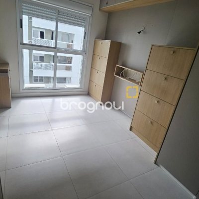 Apartamento com 72m², 2 quartos (sendo 1 suíte), 1 garagem, no bairro Saco Grande em Florianópolis