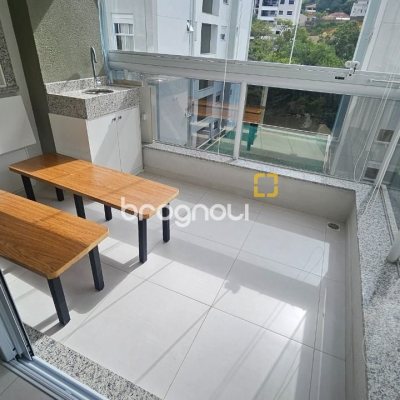 Apartamento com 72m², 2 quartos (sendo 1 suíte), 1 garagem, no bairro Saco Grande em Florianópolis