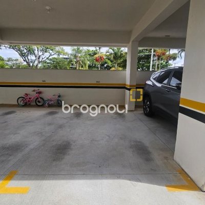 Apartamento com 72m², 2 quartos (sendo 1 suíte), 1 garagem, no bairro Saco Grande em Florianópolis
