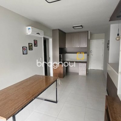Apartamento com 72m², 2 quartos (sendo 1 suíte), 1 garagem, no bairro Saco Grande em Florianópolis