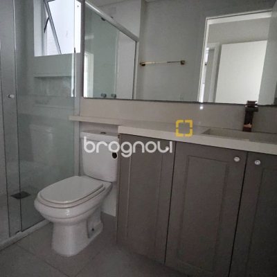 Apartamento com 72m², 2 quartos (sendo 1 suíte), 1 garagem, no bairro Saco Grande em Florianópolis
