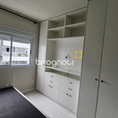 Apartamento com 72m², 2 quartos (sendo 1 suíte), 1 garagem, no bairro Saco Grande em Florianópolis