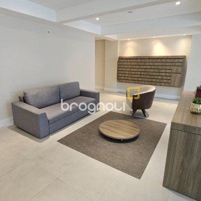 Apartamento com 72m², 2 quartos (sendo 1 suíte), 1 garagem, no bairro Saco Grande em Florianópolis