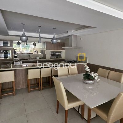 Apartamento com 72m², 2 quartos (sendo 1 suíte), 1 garagem, no bairro Saco Grande em Florianópolis