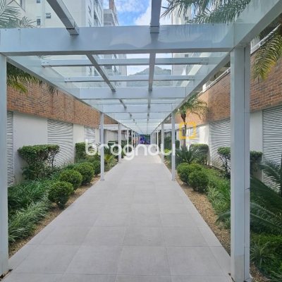 Apartamento com 72m², 2 quartos (sendo 1 suíte), 1 garagem, no bairro Saco Grande em Florianópolis