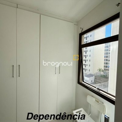 Apartamento com 144m², 3 quartos (sendo 2 suítes), 1 garagem, no bairro Centro em Florianópolis