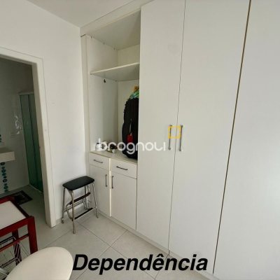 Apartamento com 144m², 3 quartos (sendo 2 suítes), 1 garagem, no bairro Centro em Florianópolis