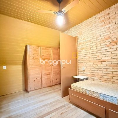 Casa com 160m², 3 quartos, 2 garagens, no bairro Ingleses do Rio Vermelho em Florianópolis