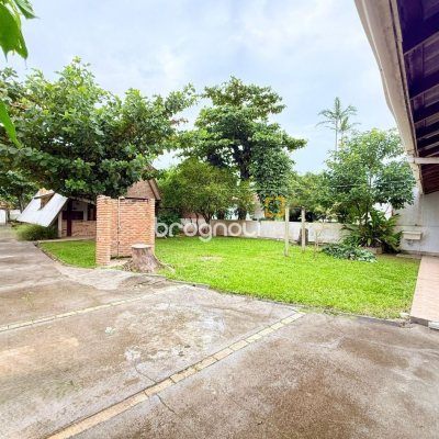 Casa com 160m², 3 quartos, 2 garagens, no bairro Ingleses do Rio Vermelho em Florianópolis