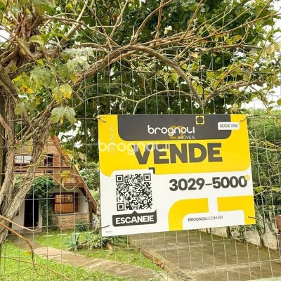 Casa com 160m², 3 quartos, 2 garagens, no bairro Ingleses do Rio Vermelho em Florianópolis