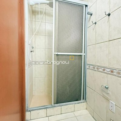 Casa com 160m², 3 quartos, 2 garagens, no bairro Ingleses do Rio Vermelho em Florianópolis