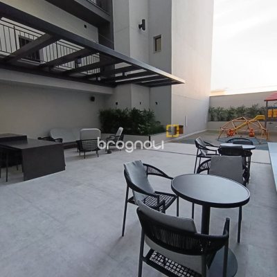 Studio com 32m², 1 quarto, 1 garagem, no bairro Centro em Florianópolis