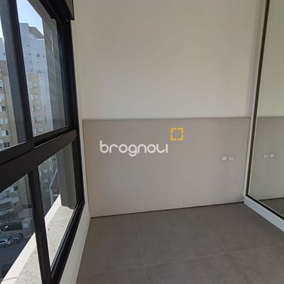 Studio com 32m², 1 quarto, 1 garagem, no bairro Centro em Florianópolis