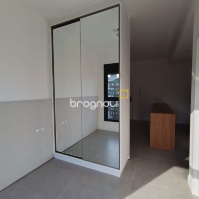 Studio com 32m², 1 quarto, 1 garagem, no bairro Centro em Florianópolis