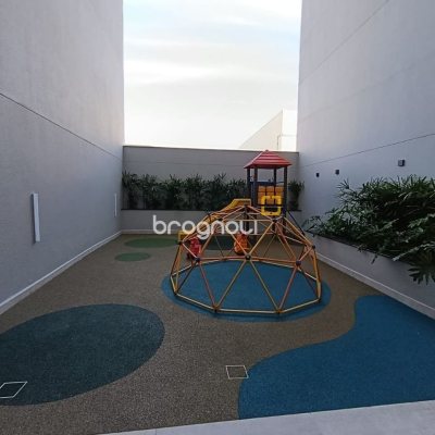Studio com 32m², 1 quarto, 1 garagem, no bairro Centro em Florianópolis