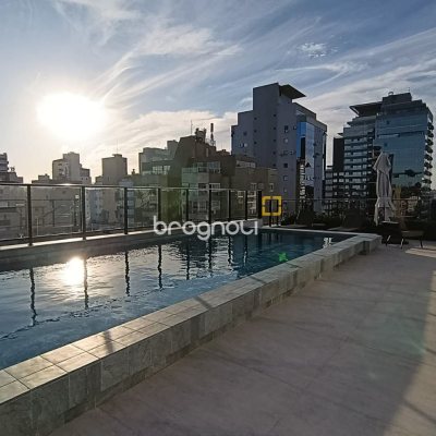 Studio com 32m², 1 quarto, 1 garagem, no bairro Centro em Florianópolis