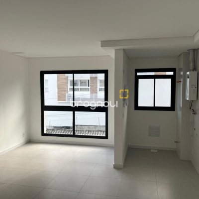 Apartamento com 43m², 1 quarto (sendo 1 suíte), 1 garagem, no bairro Trindade em Florianópolis