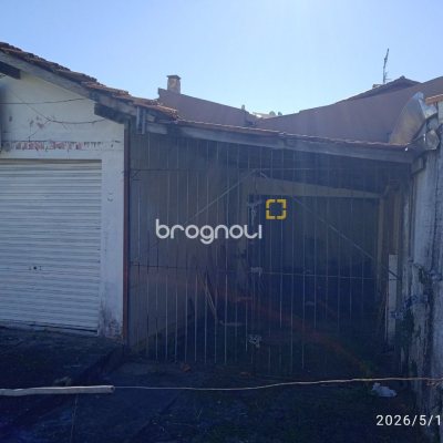 Sala com 120m², no bairro Bela Vista em São José