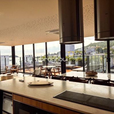Apartamento com 108m², 3 quartos (sendo 3 suítes), 2 garagens, no bairro Jurerê em Florianópolis