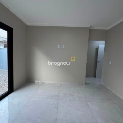 Casa com 190m², 3 quartos (sendo 1 suíte), 2 garagens, no bairro Rio Vermelho em Florianópolis