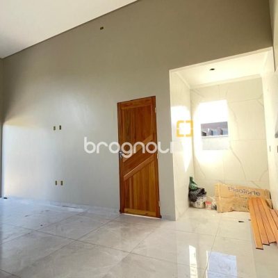 Casa com 190m², 3 quartos (sendo 1 suíte), 2 garagens, no bairro Rio Vermelho em Florianópolis