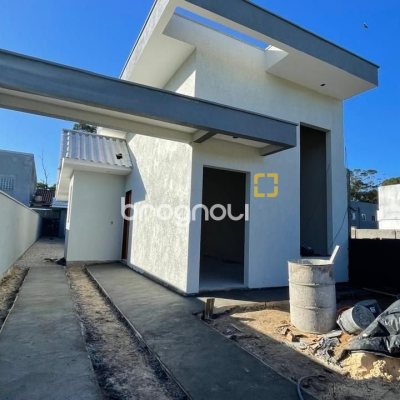 Casa com 190m², 3 quartos (sendo 1 suíte), 2 garagens, no bairro Rio Vermelho em Florianópolis