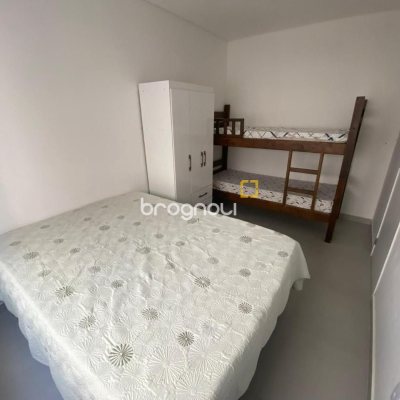 Apartamento com 79m², 2 quartos (sendo 1 suíte), 1 garagem, no bairro São João do Rio Vermelho em Florianópolis