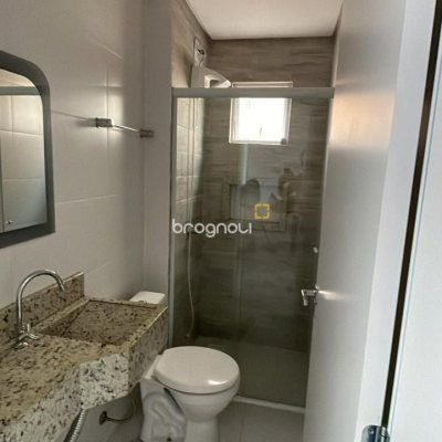 Apartamento com 79m², 2 quartos (sendo 1 suíte), 1 garagem, no bairro São João do Rio Vermelho em Florianópolis