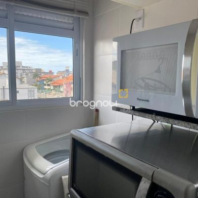 Apartamento com 79m², 2 quartos (sendo 1 suíte), 1 garagem, no bairro São João do Rio Vermelho em Florianópolis