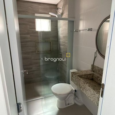 Apartamento com 79m², 2 quartos (sendo 1 suíte), 1 garagem, no bairro São João do Rio Vermelho em Florianópolis