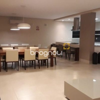 Apartamento com 88m², 3 quartos (sendo 1 suíte), 2 garagens, no bairro Pantanal em Florianópolis