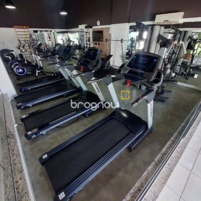 Apartamento com 88m², 3 quartos (sendo 1 suíte), 2 garagens, no bairro Pantanal em Florianópolis