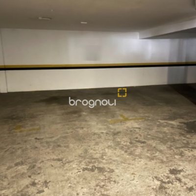 Apartamento com 88m², 3 quartos (sendo 1 suíte), 2 garagens, no bairro Pantanal em Florianópolis