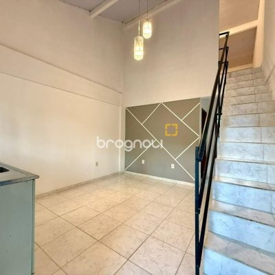 Apartamento com 47m², 2 quartos, no bairro São João do Rio Vermelho em Florianópolis