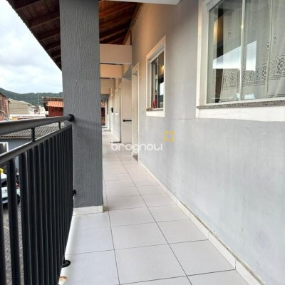 Apartamento com 47m², 2 quartos, no bairro São João do Rio Vermelho em Florianópolis