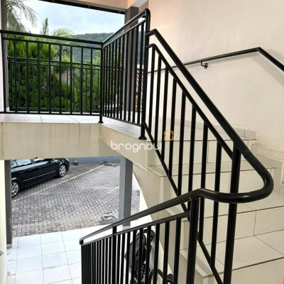 Apartamento com 47m², 2 quartos, no bairro São João do Rio Vermelho em Florianópolis