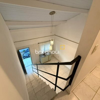 Apartamento com 47m², 2 quartos, no bairro São João do Rio Vermelho em Florianópolis