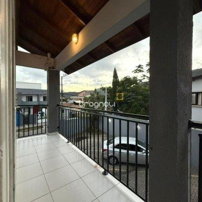 Apartamento com 47m², 2 quartos, no bairro São João do Rio Vermelho em Florianópolis