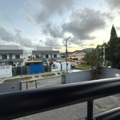 Apartamento com 47m², 2 quartos, no bairro São João do Rio Vermelho em Florianópolis