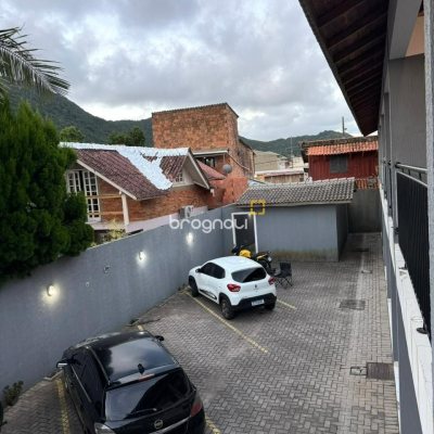 Apartamento com 47m², 2 quartos, no bairro São João do Rio Vermelho em Florianópolis