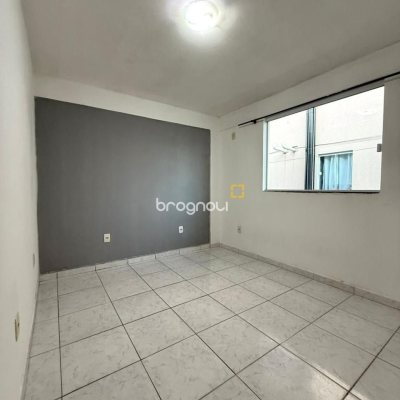 Apartamento com 47m², 2 quartos, no bairro São João do Rio Vermelho em Florianópolis