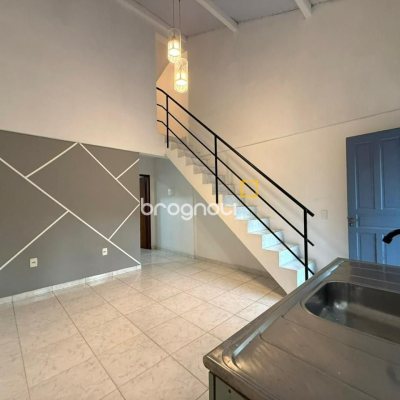 Apartamento com 47m², 2 quartos, no bairro São João do Rio Vermelho em Florianópolis