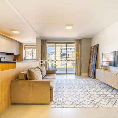 Apartamento com 115m², 3 quartos (sendo 3 suítes), 2 garagens, no bairro Jurerê em Florianópolis